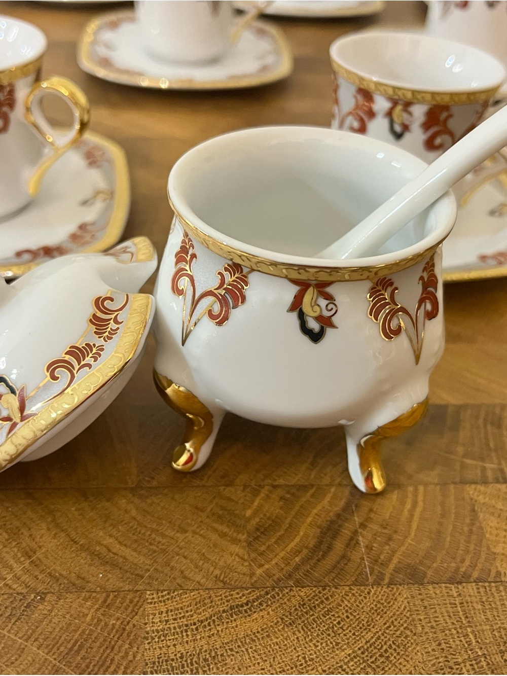 Elegant 24K Gold Trim Porcelain Tea Set with Red Accents - Picture 8 of 14